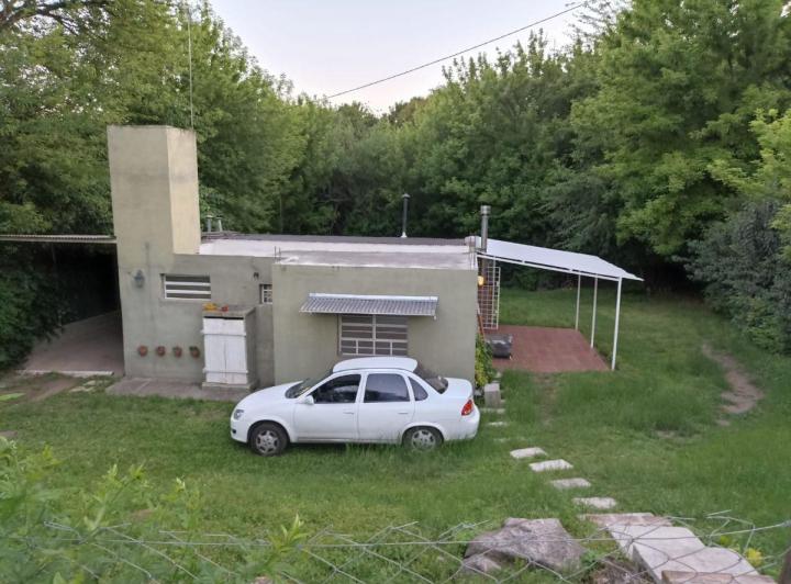 Casa · 90m² · 5 Ambientes · 2 Cocheras