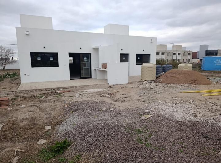 Casa · 75m² · 1 Ambiente · 1 Cochera
