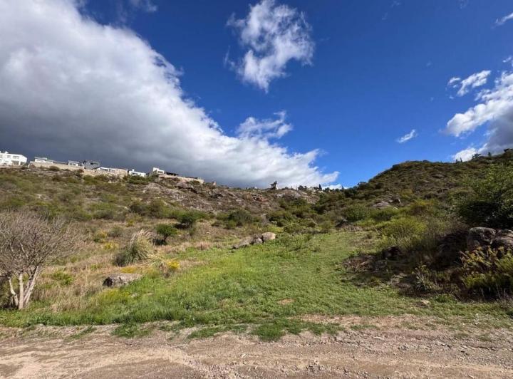 Terreno · 2071m²