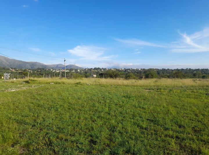 Quinta vacacional · 180m² · 4 Ambientes · 8 Cocheras