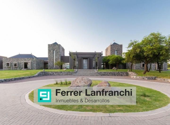 Terreno · 1650m²
