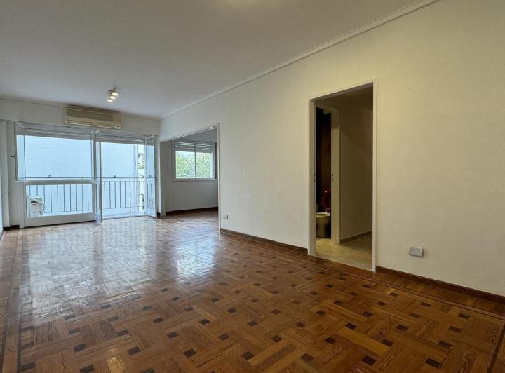 Departamento · 94m² · 4 Ambientes · 1 Cochera