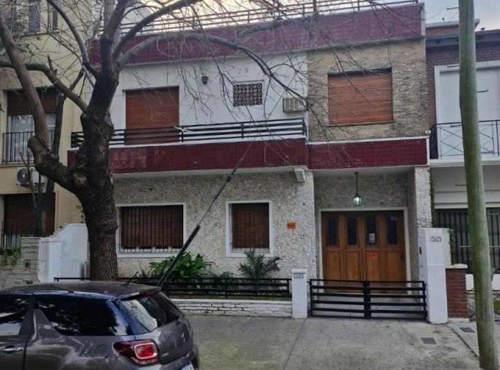 Casa · 200m² · 4 Ambientes