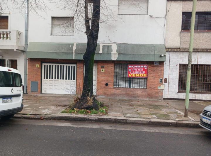 Casa · 140m² · 4 Ambientes · 1 Cochera