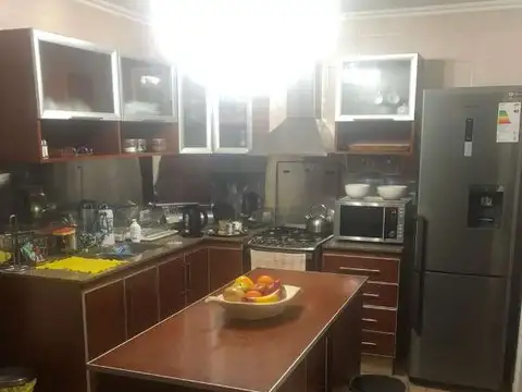 Casa en Venta en San Lorenzo, Capital