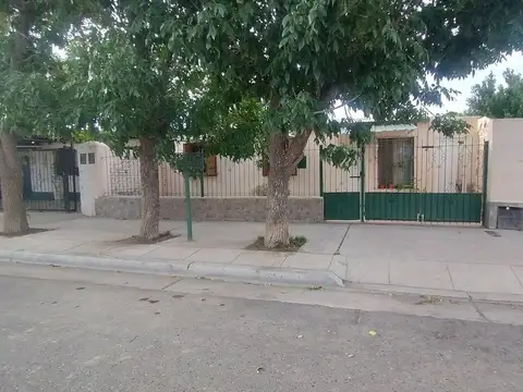 Casa en Venta en General Roca, Río Negro