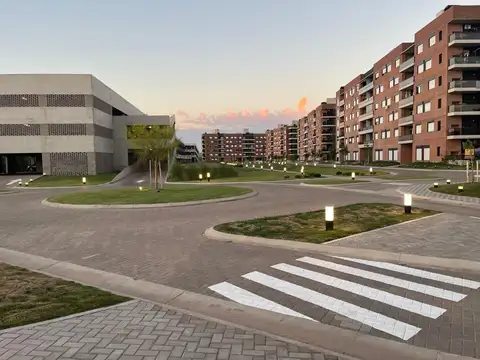 Departamento en Alquiler en Fisherton, Rosario