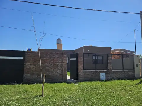 Casa en Venta en Roldan, San Lorenzo