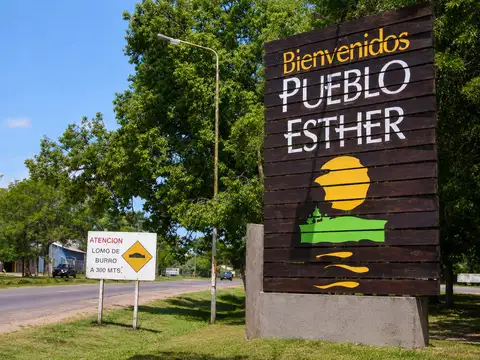 Terreno en Venta en Pueblo Esther, Rosario