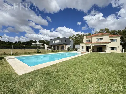 Casa en Venta en Club Miralagos, Countries y Barrios Cerrados en la Plata
