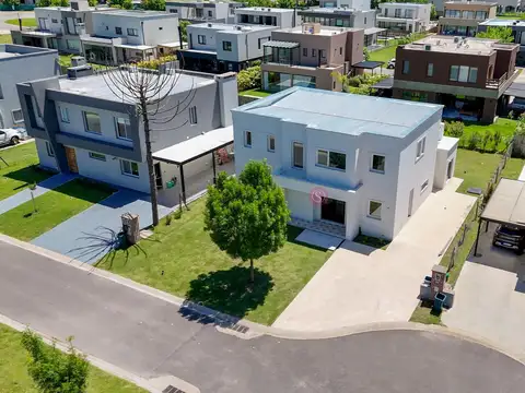 Casa en Venta en Lagoon Pilar, Countries y Barrios Cerrados en Pilar