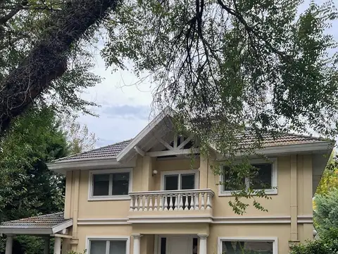 Casa en Venta en Highland Park Country Club, Del Viso