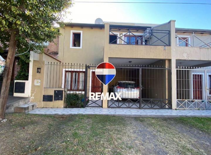 Casa · 115m² · 4 Ambientes · 1 Cochera