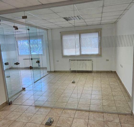Oficina comercial · 50m² · 5 Ambientes