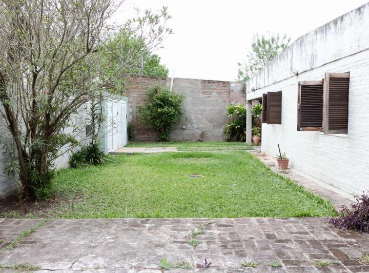 Casa · 135m² · 4 Ambientes · 2 Cocheras