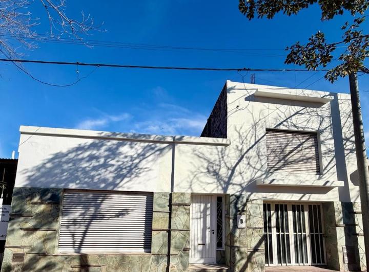 Casa · 132m² · 2 Dormitorios · 1 Cochera