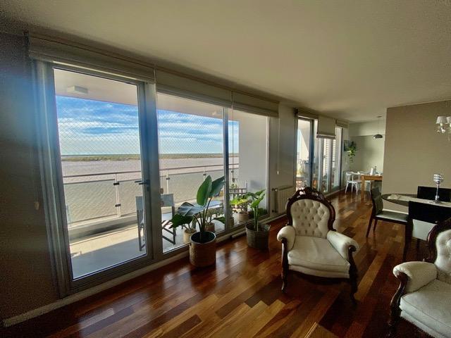 Departamento · 185m² · 6 Ambientes · 2 Cocheras