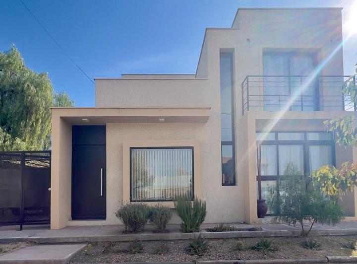 Casa · 143m² · 4 Ambientes