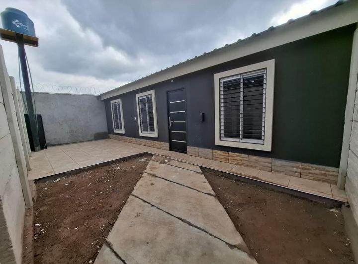 Casa · 40m² · 2 Ambientes · 1 Cochera