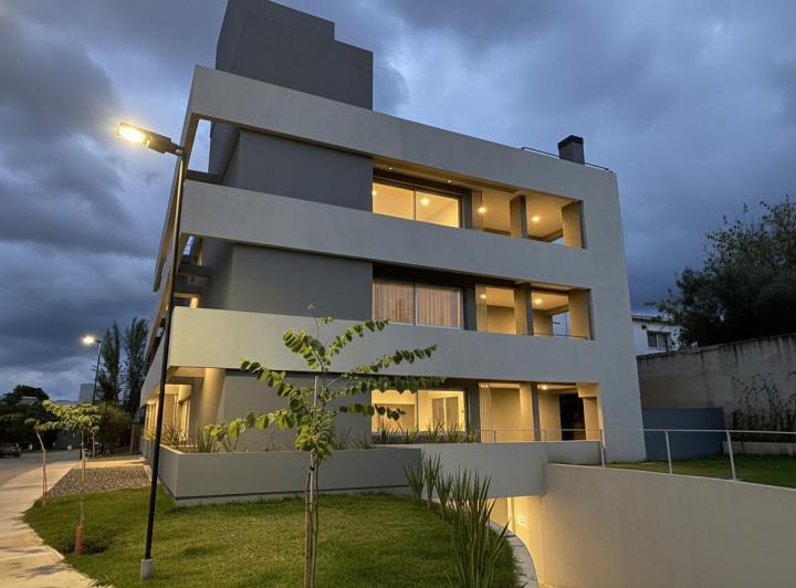 Departamento · 103m² · 4 Ambientes · 1 Cochera