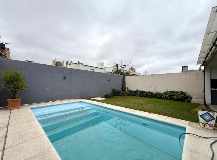 Casa · 133m² · 4 Ambientes · 1 Cochera
