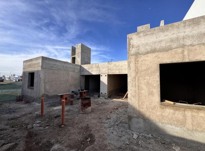 Casa · 70m² · 3 Ambientes · 1 Cochera