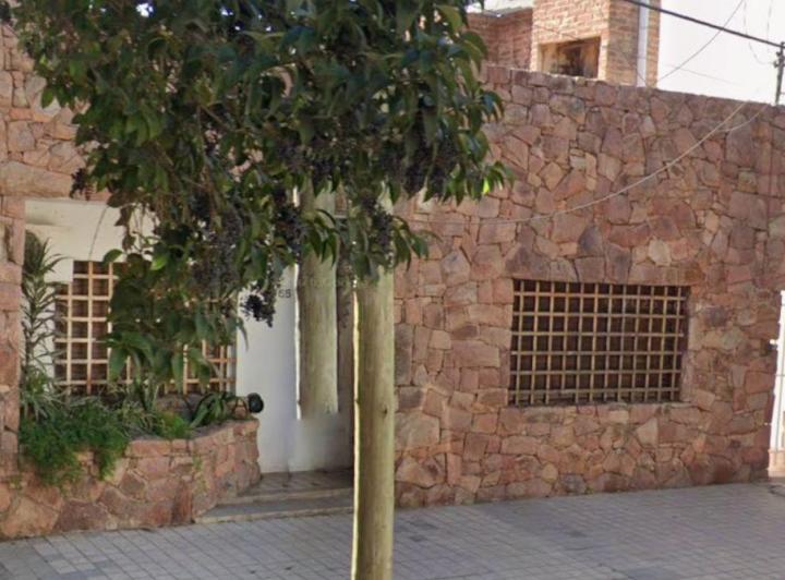 Casa · 1m² · 5 Ambientes