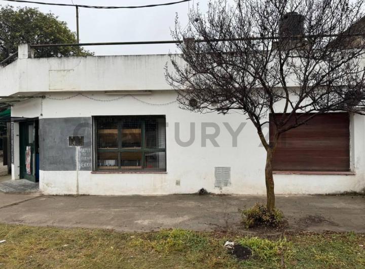 Casa · 337m² · 5 Ambientes · 1 Cochera
