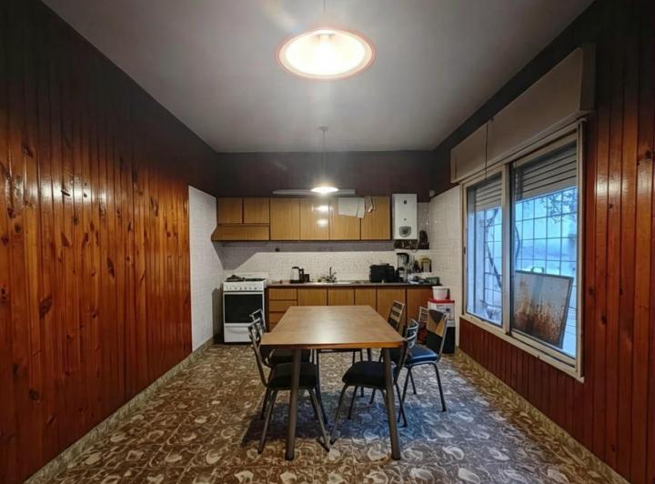 Casa · 174m² · 8 Ambientes