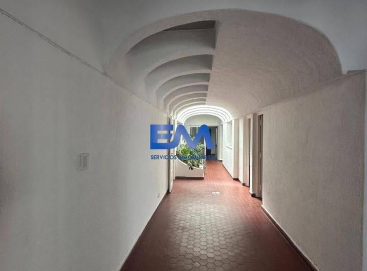 Local comercial · 120m² · 6 Ambientes · 1 Cochera