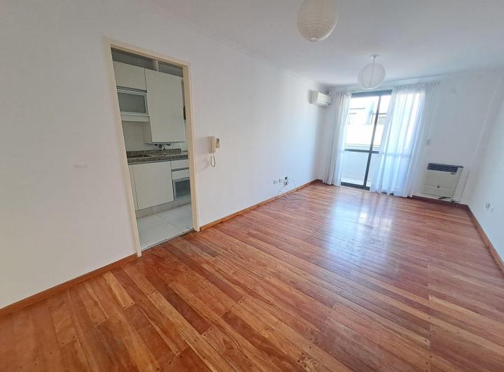 Departamento · 85m² · 4 Ambientes · 1 Cochera