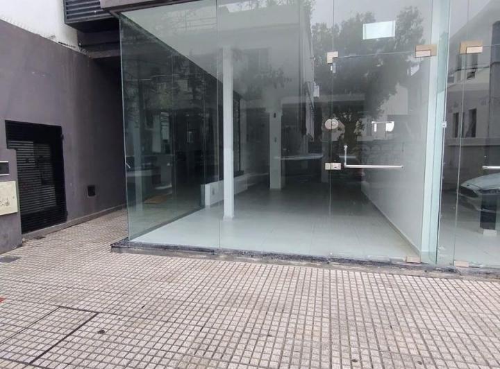 Local comercial · 65m²