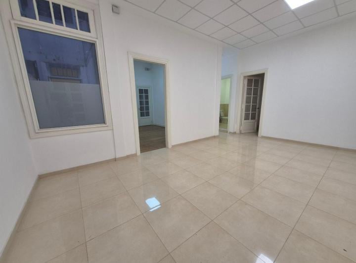 Oficina comercial · 165m² · 9 Ambientes