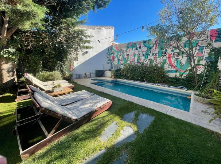 Casa · 110m² · 4 Ambientes · 2 Cocheras