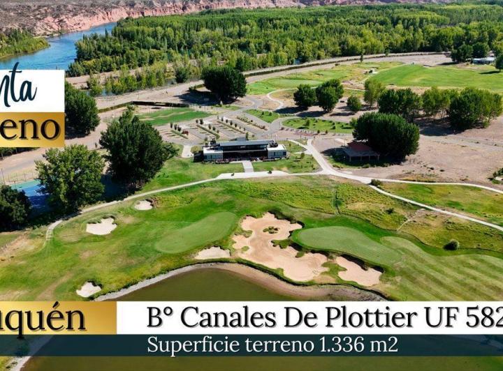 Terreno · 1227m²