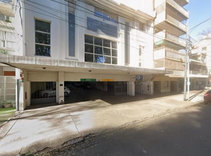Terreno · 931m²