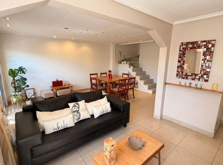 PH · 125m² · 5 Ambientes · 1 Cochera