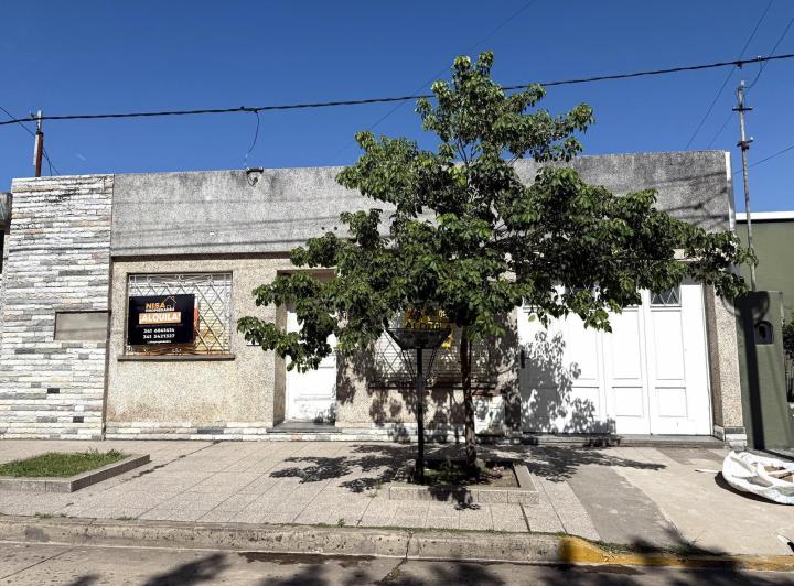 Casa · 110m² · 5 Ambientes · 2 Cocheras