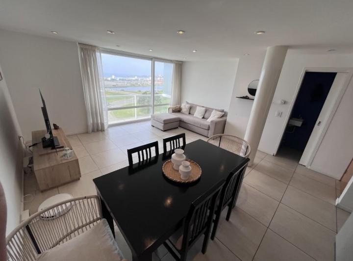 Departamento · 87m² · 4 Ambientes · 1 Cochera