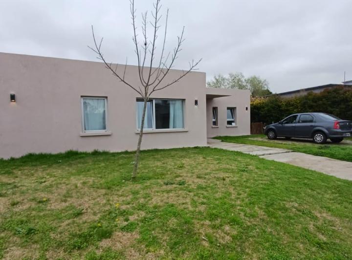Casa · 150m² · 4 Ambientes · 2 Cocheras