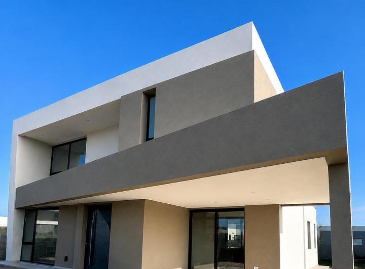 Casa · 201m² · 4 Ambientes · 2 Cocheras