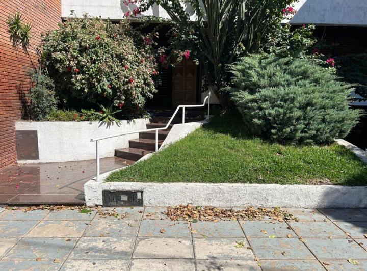 Casa · 173m² · 5 Ambientes · 1 Cochera