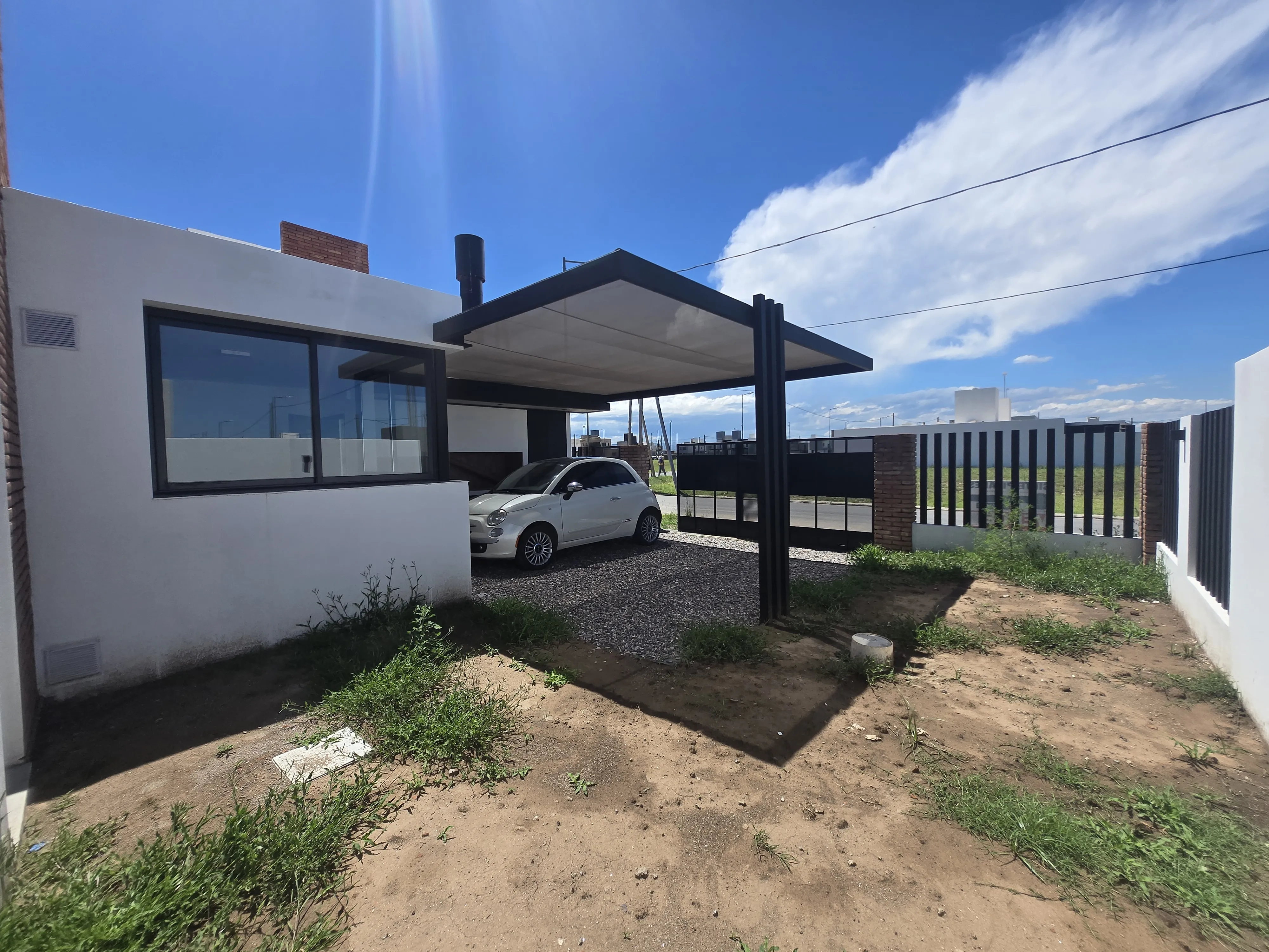 DUPLEX EN VENTA 2 DORMITORIOS - QUEBRADAS DE MANANTIALES