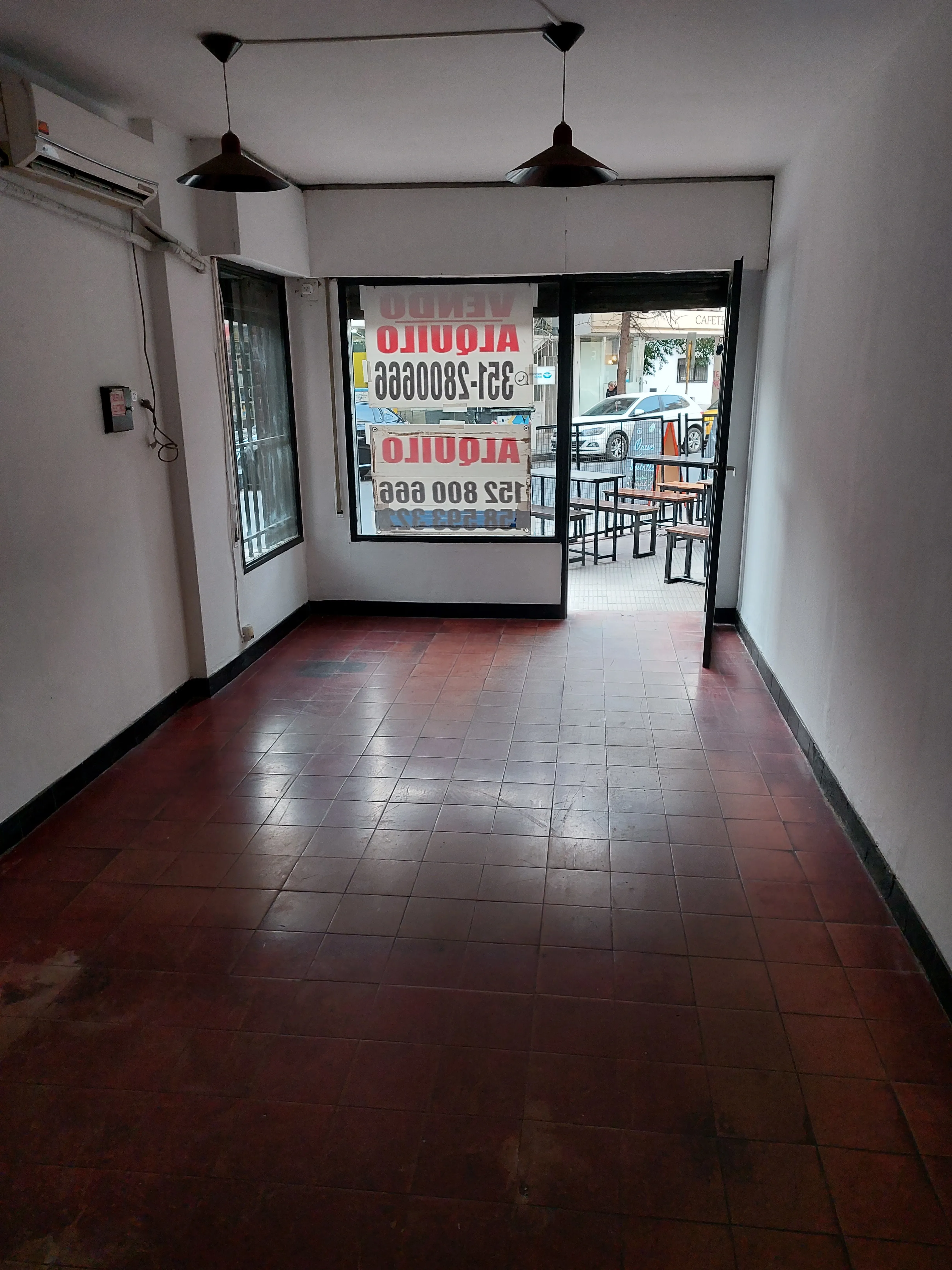 LOCAL COMERCIAL EN ALQUILER CENTRO