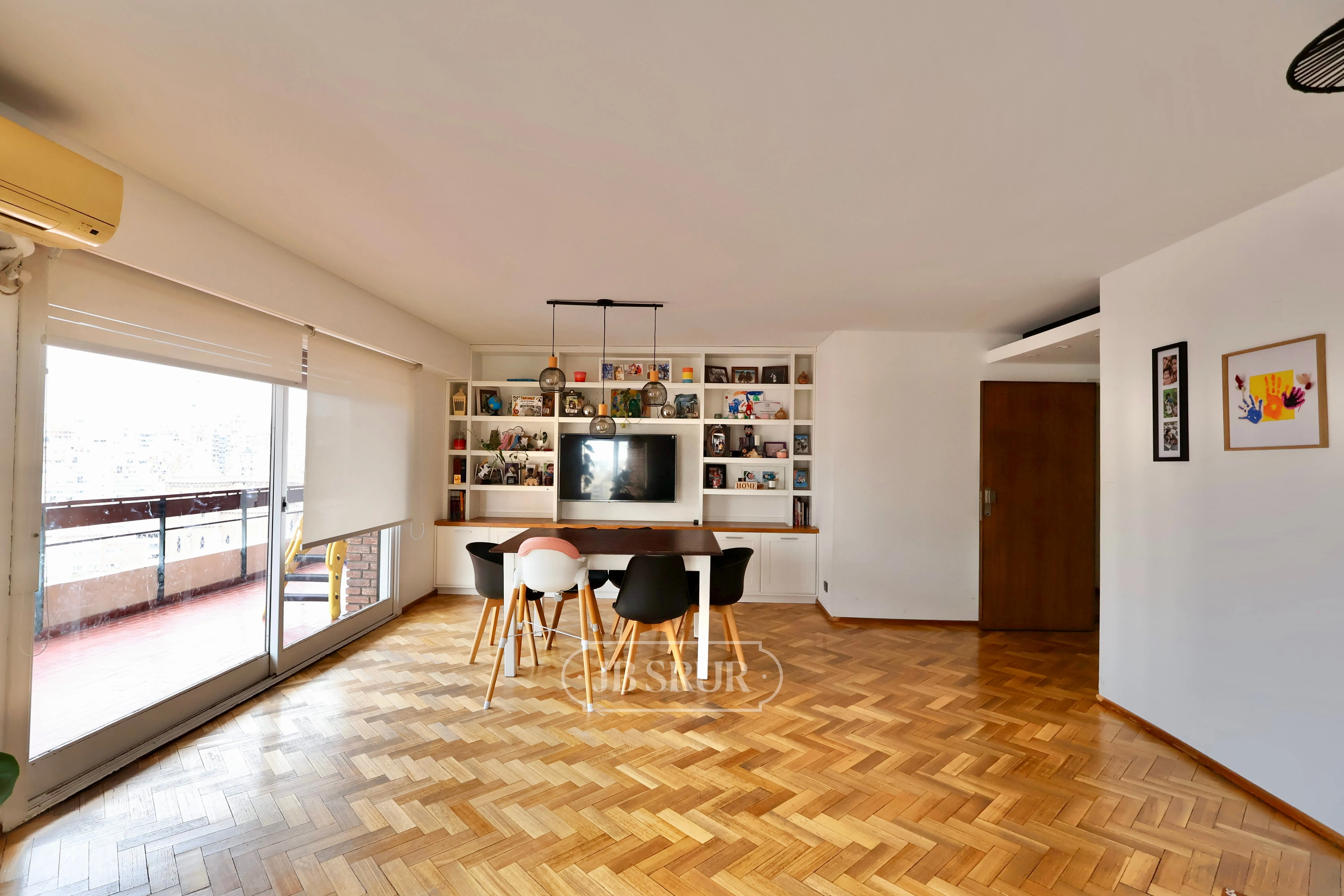 Departamento en Venta de 2 Dormitorios y medio en Nueva Córdoba