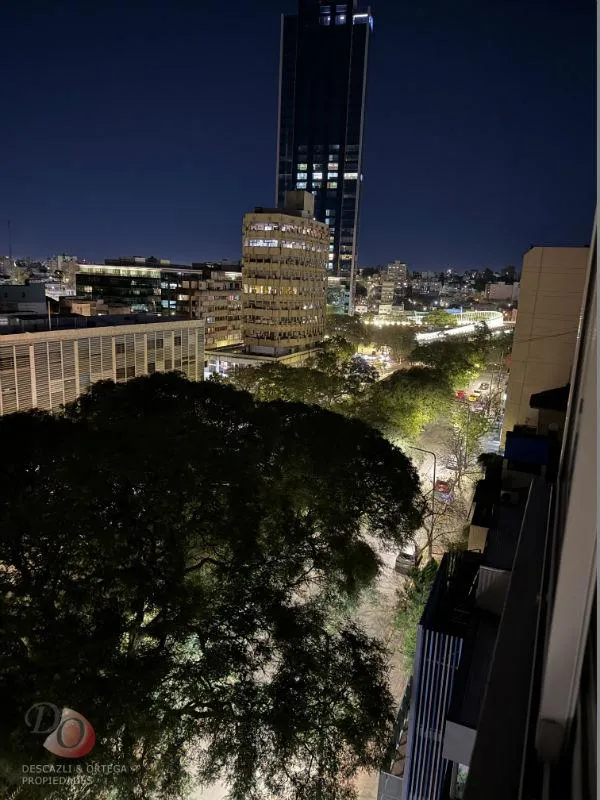 AMPLIO DEPARTAMENTO DE 3 DORMITORIOS CON VISTA PRIVILEGIADA A LA CAÑADA