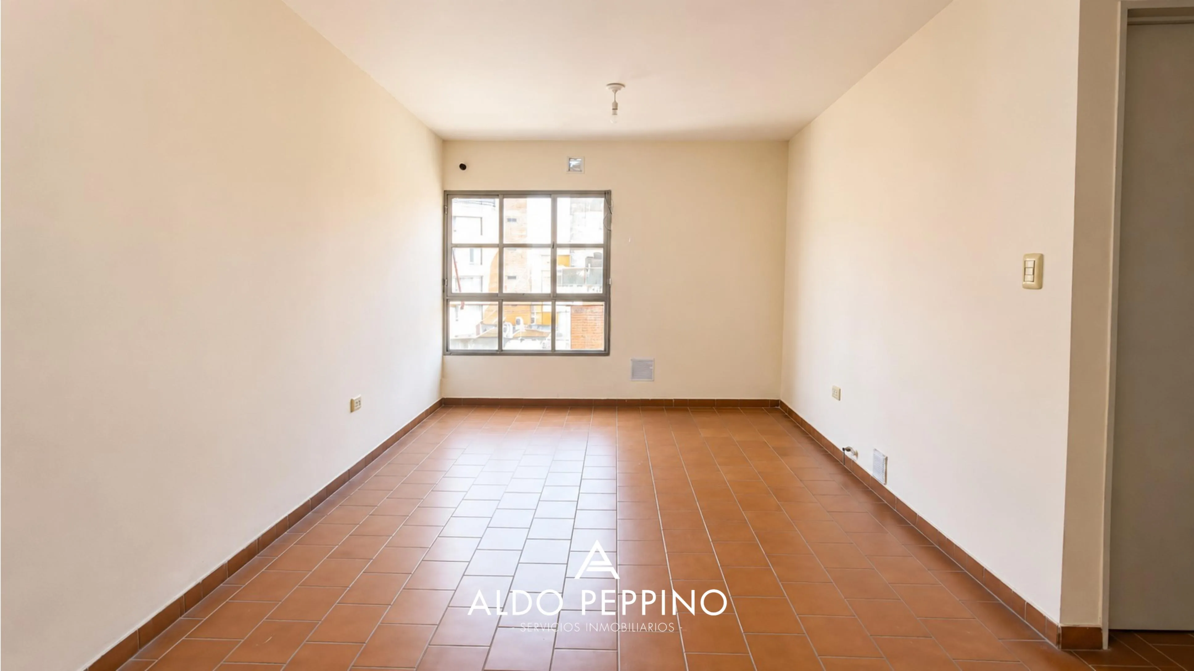OPORTUNIDAD - DPTO 2 DORM - BARRIO CENTRO