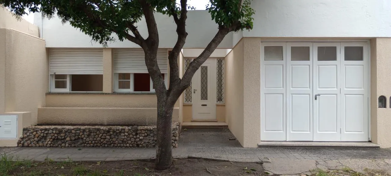 Casa en VENTA - Macrocentro