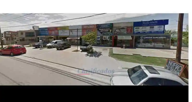 LOCAL COMERCIAL SOBRE AV. BODEREAU 2100 VILLA ALLENDE CON ENTREPISO
