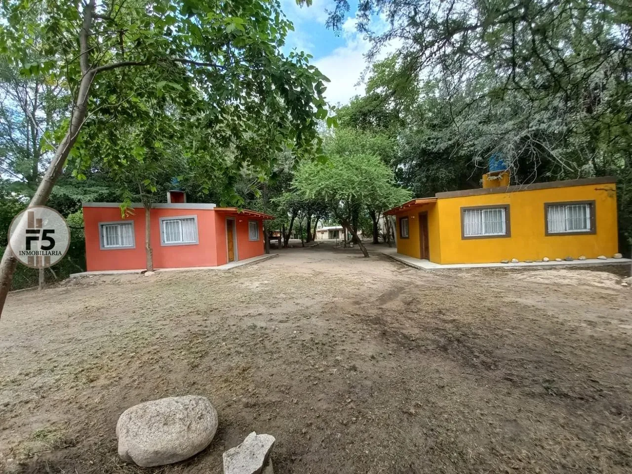 Cabañas mas casa en venta con pileta en Traslasierra